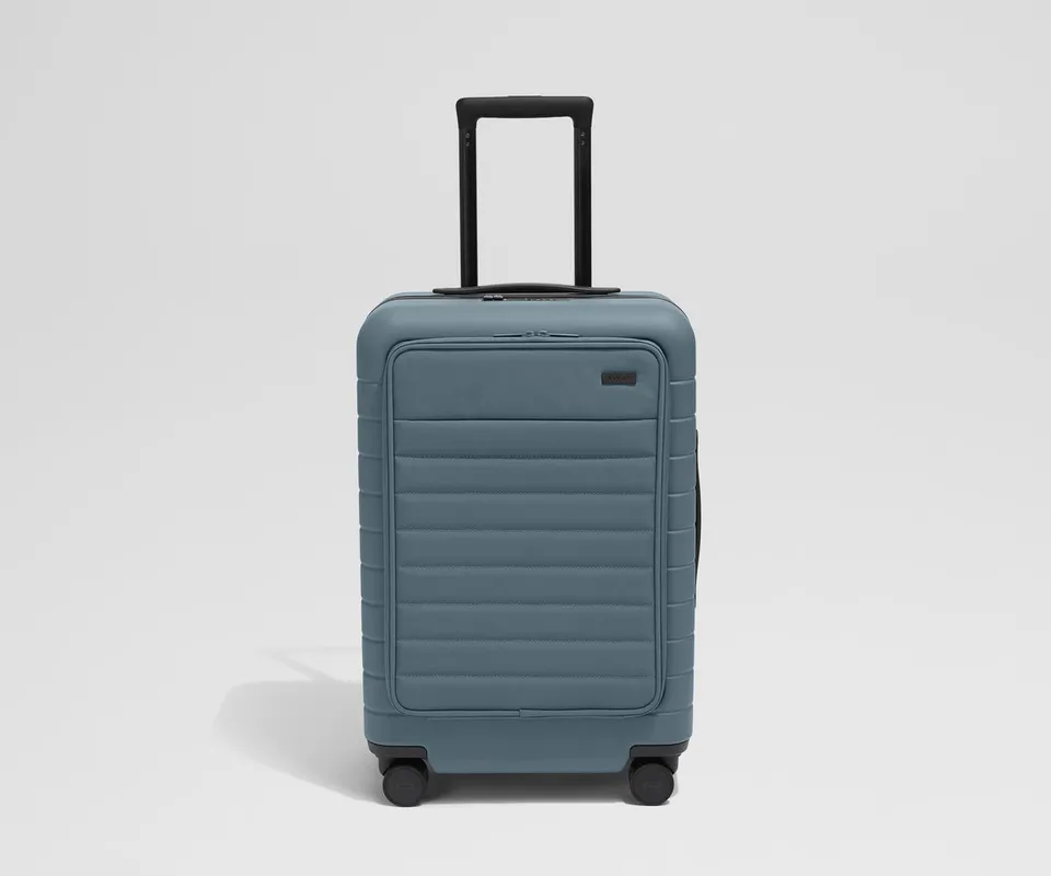 away-the-executive-bigger-carry-on-in-coast-blue image 1