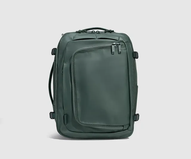 away-active-convertible-backpack-25l-forest-green image 1
