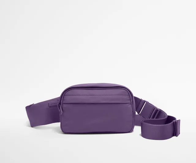 away-featherlight-sling-bag-in-misty-purple image 1