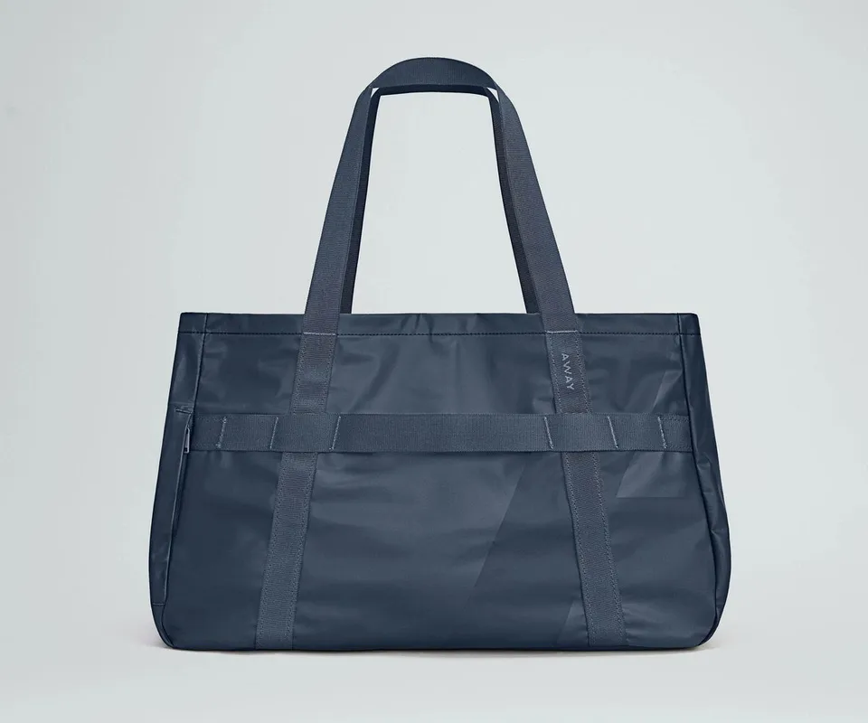 away-active-tote-45l-in-navy-blue image 1