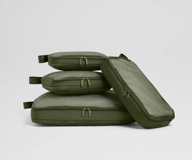 away-compression-packing-cubes-in-olive-green image 1