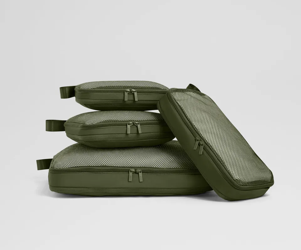 away-compression-packing-cubes-in-olive-green image 1