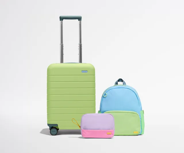 away-born-ready-bundle-complete-kids-travel-system image 1
