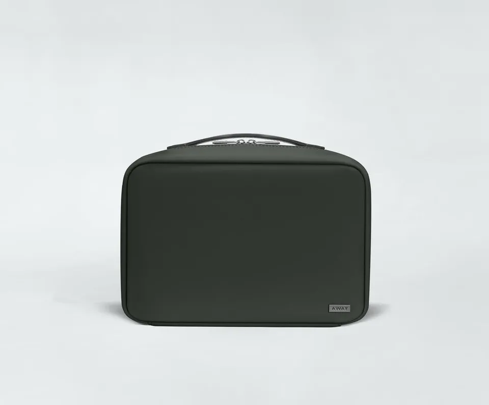 away-hanging-toiletry-bag-in-green-water-repellent-travel-organizer-with-hook-re image 1