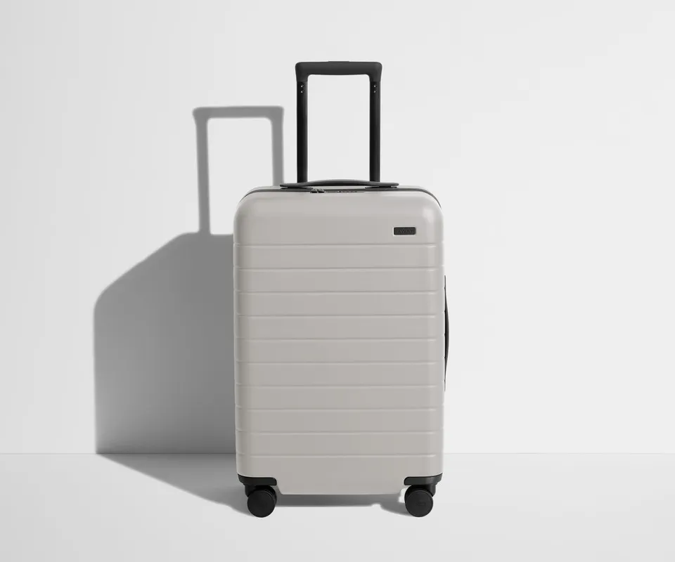 away-the-bigger-carry-on-cloud-gray image 1