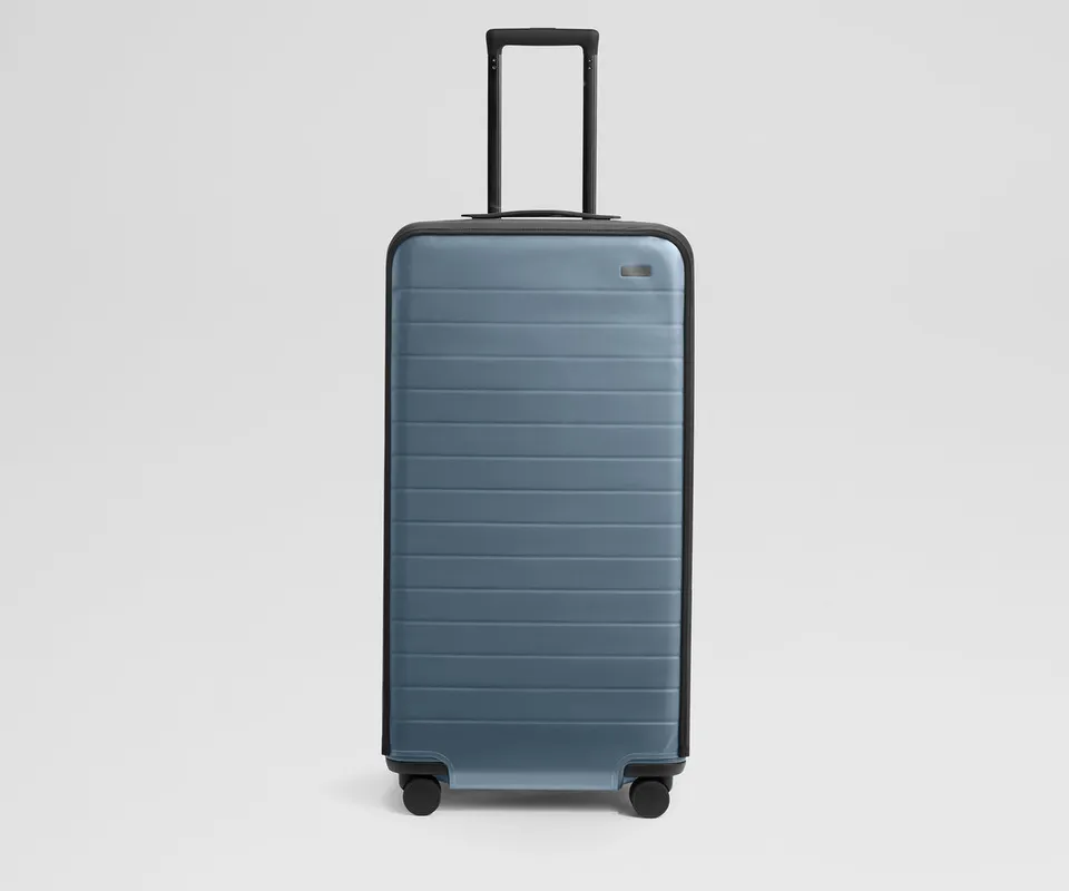away-clear-luggage-cover-for-the-trunk-protective-cover image 1