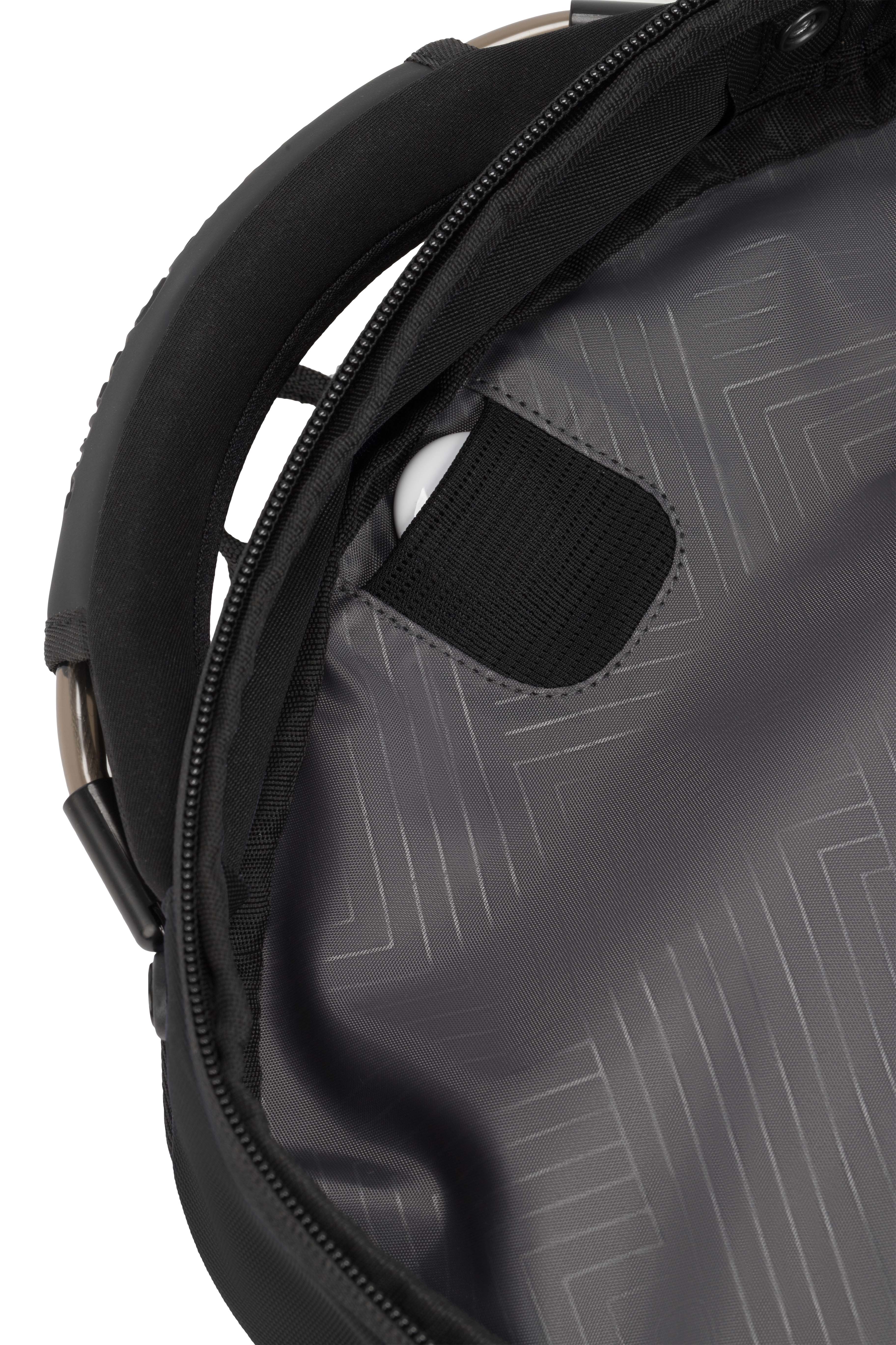 swissgear-urban-tech-laptop-backpack-with-rfid-protection-and-airtag-pocket image 8