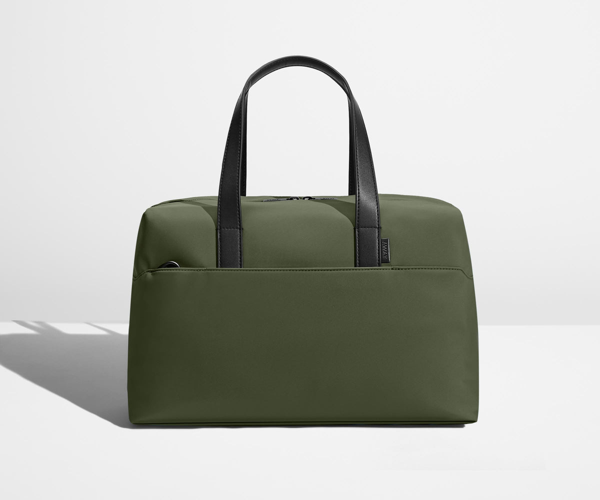 away-the-everywhere-bag-in-olive-green image 1
