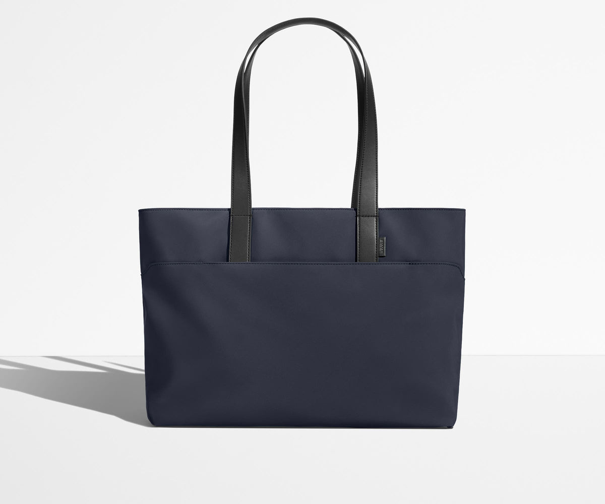 away-the-everywhere-tote-in-navy-blue-16-inch-laptop-travel-tote image 1