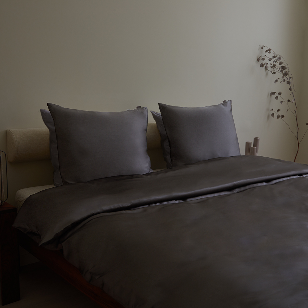 dore-rose-premium-silk-duvet-cover-set-23-momme-mulberry-silk-multiple-sizes image 2