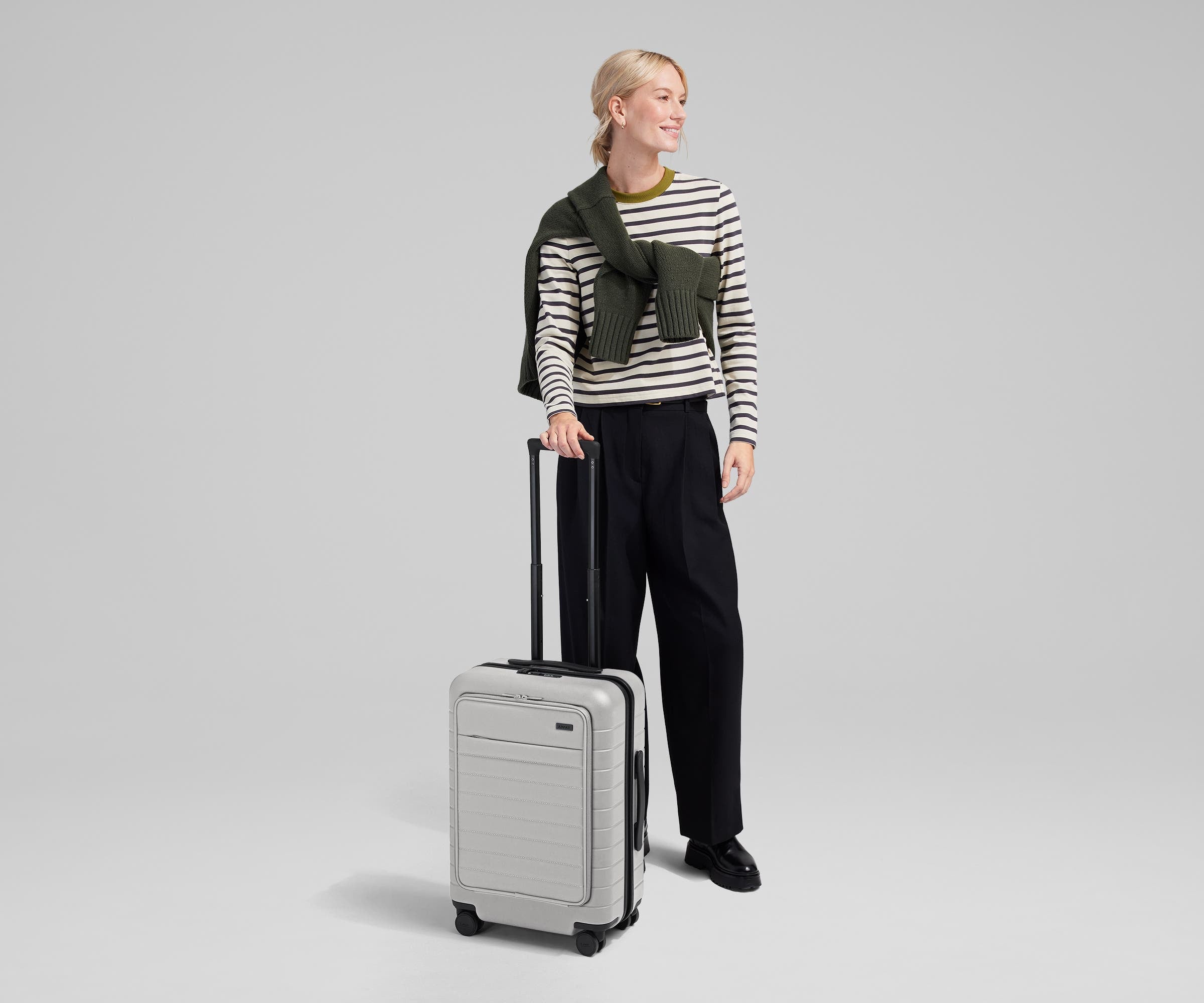 away-the-executive-bigger-carry-on-in-cloud-gray image 5