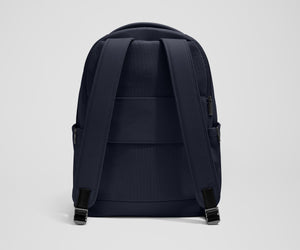 away-the-commuter-backpack-in-navy-blue-16-inch-laptop image 6