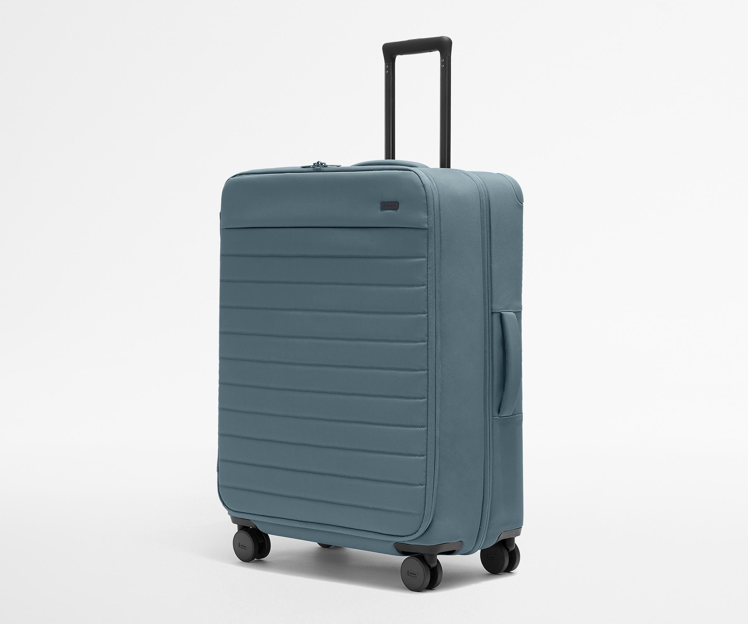 away-softside-large-suitcase-in-coast-blue image 3
