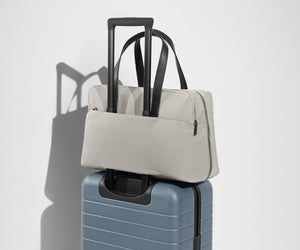 away-the-everywhere-bag-in-cloud-gray image 5