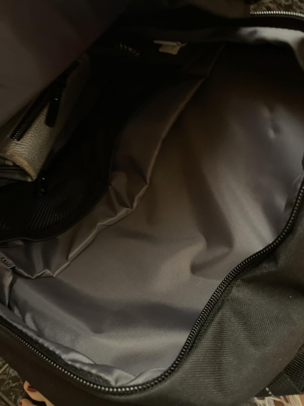 Good backpack, but lacks structure