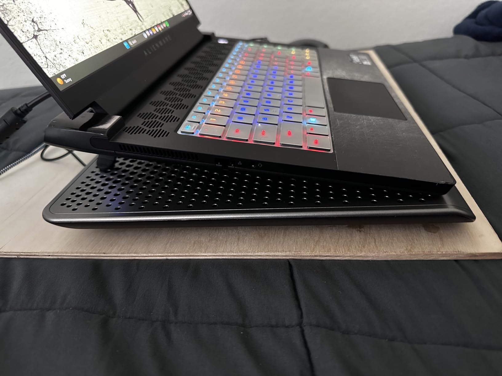 Solid cooling solution