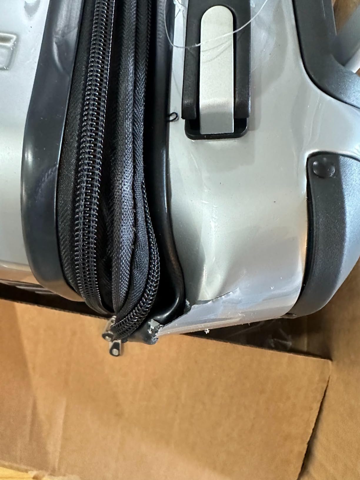 Solid suitcase, but interior could be better