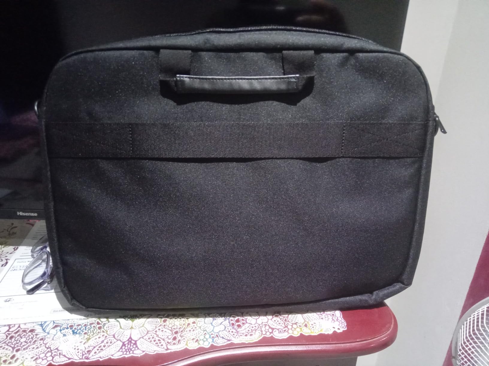 Small shoulder strap