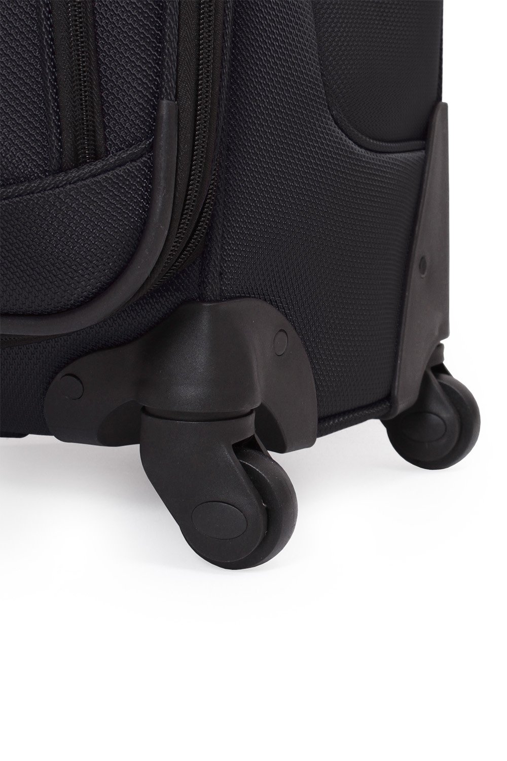 swissgear-sion-softside-expandable-spinner-luggage-2-piece-set-21-25 image 4