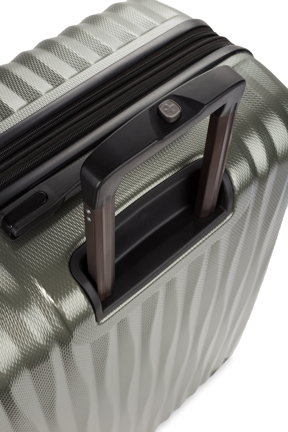 swissgear-energie-2-piece-spinner-set-19-carry-on-27-checked-luggage-8-wheel-spi image 8