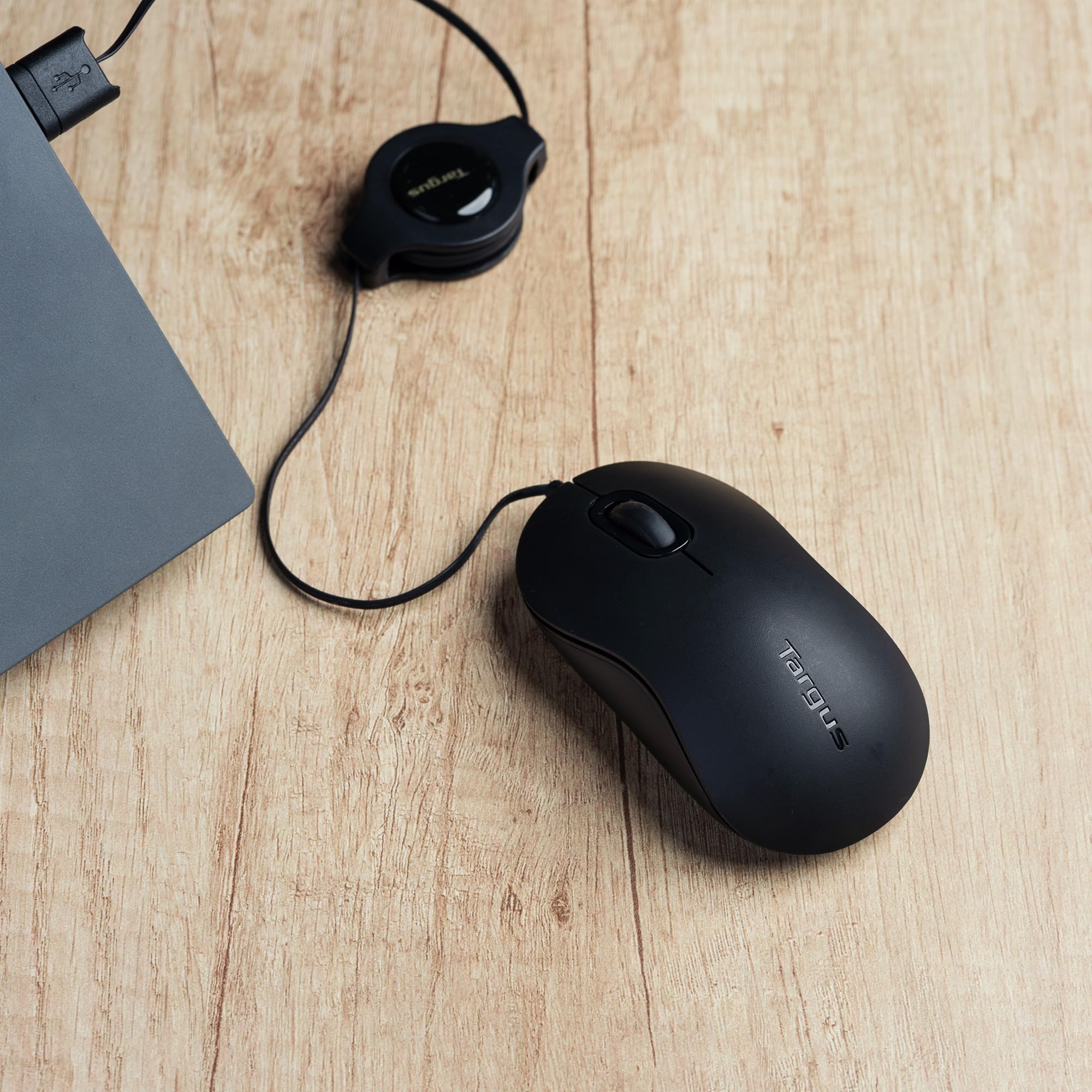 targus-amu75eu-compact-blue-trace-portable-mouse-with-retractable-cord-1000-dpi- image 2