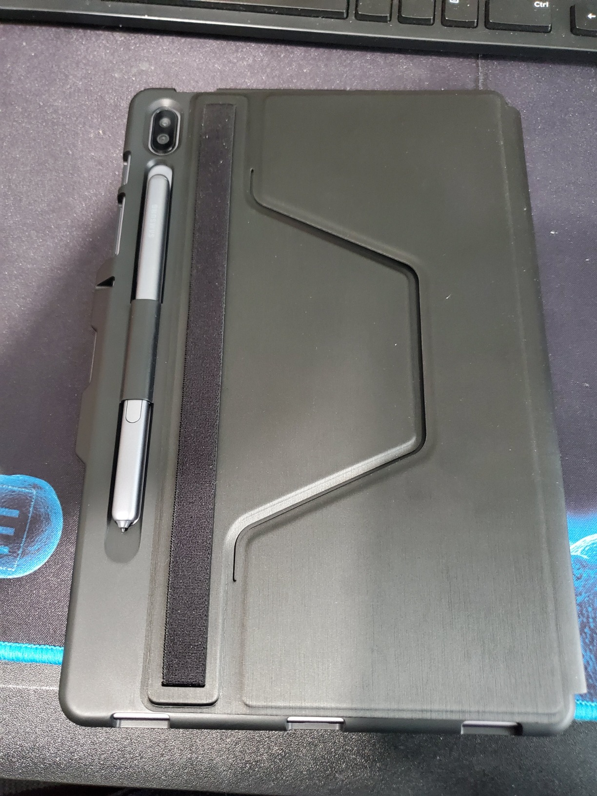 It's okay, but doesn't fit my iPad