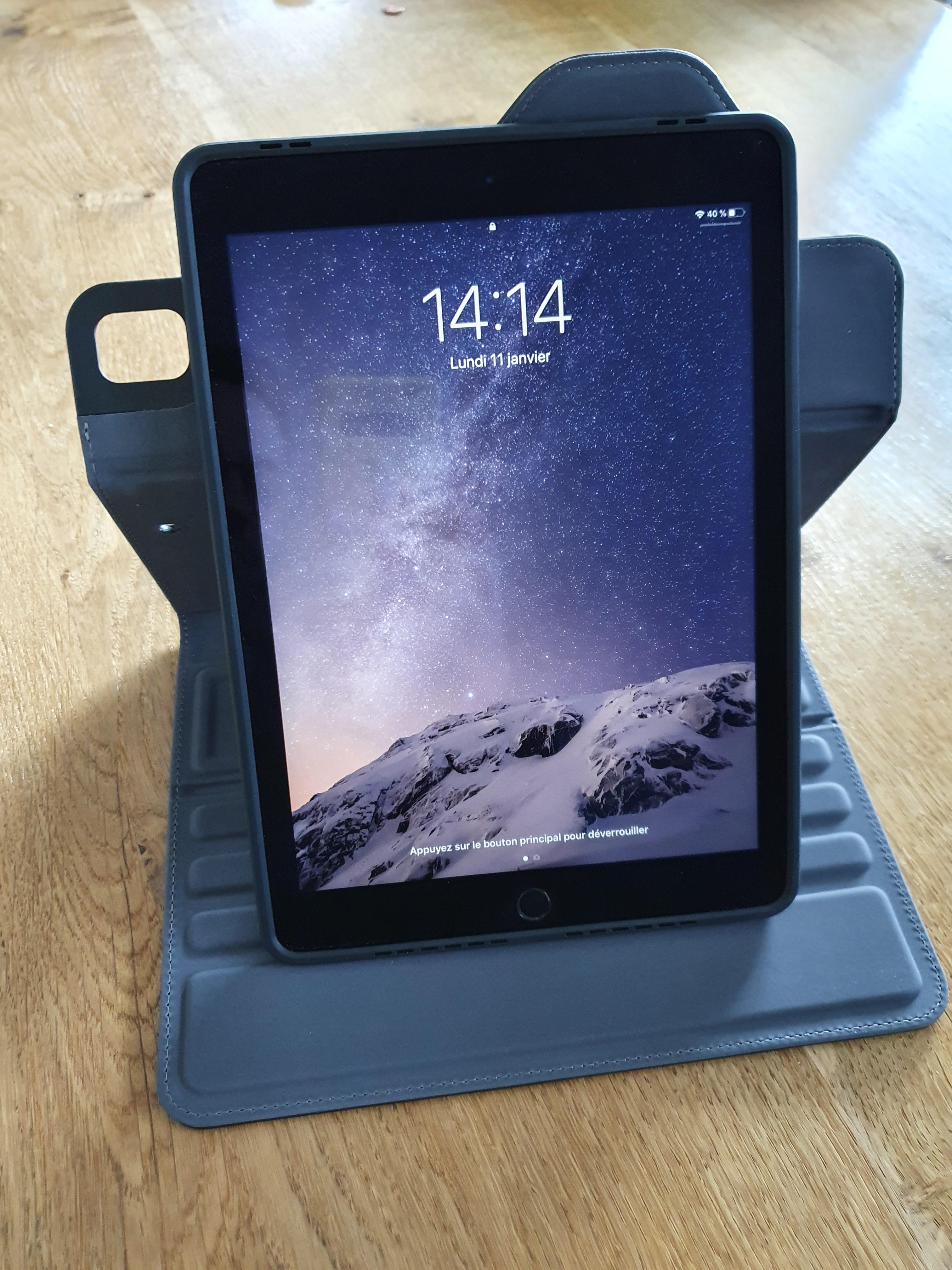 Good case, but a bit heavy