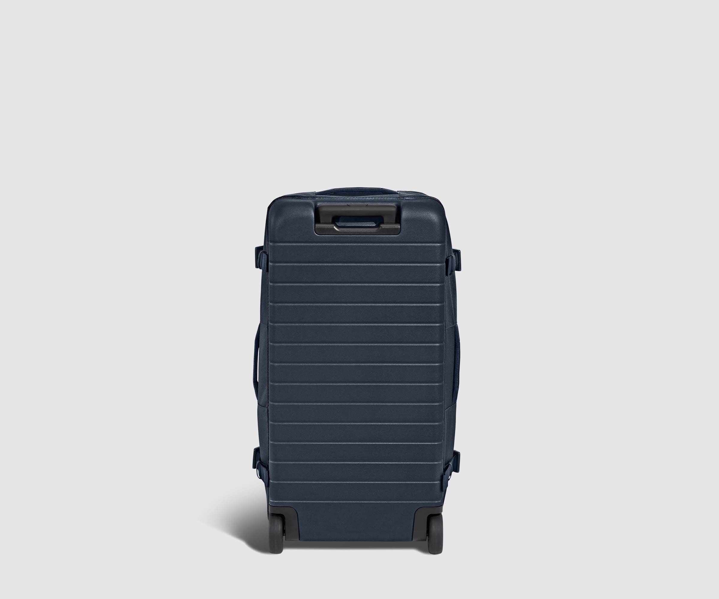 away-active-rolling-duffle-85l-in-navy-blue image 5