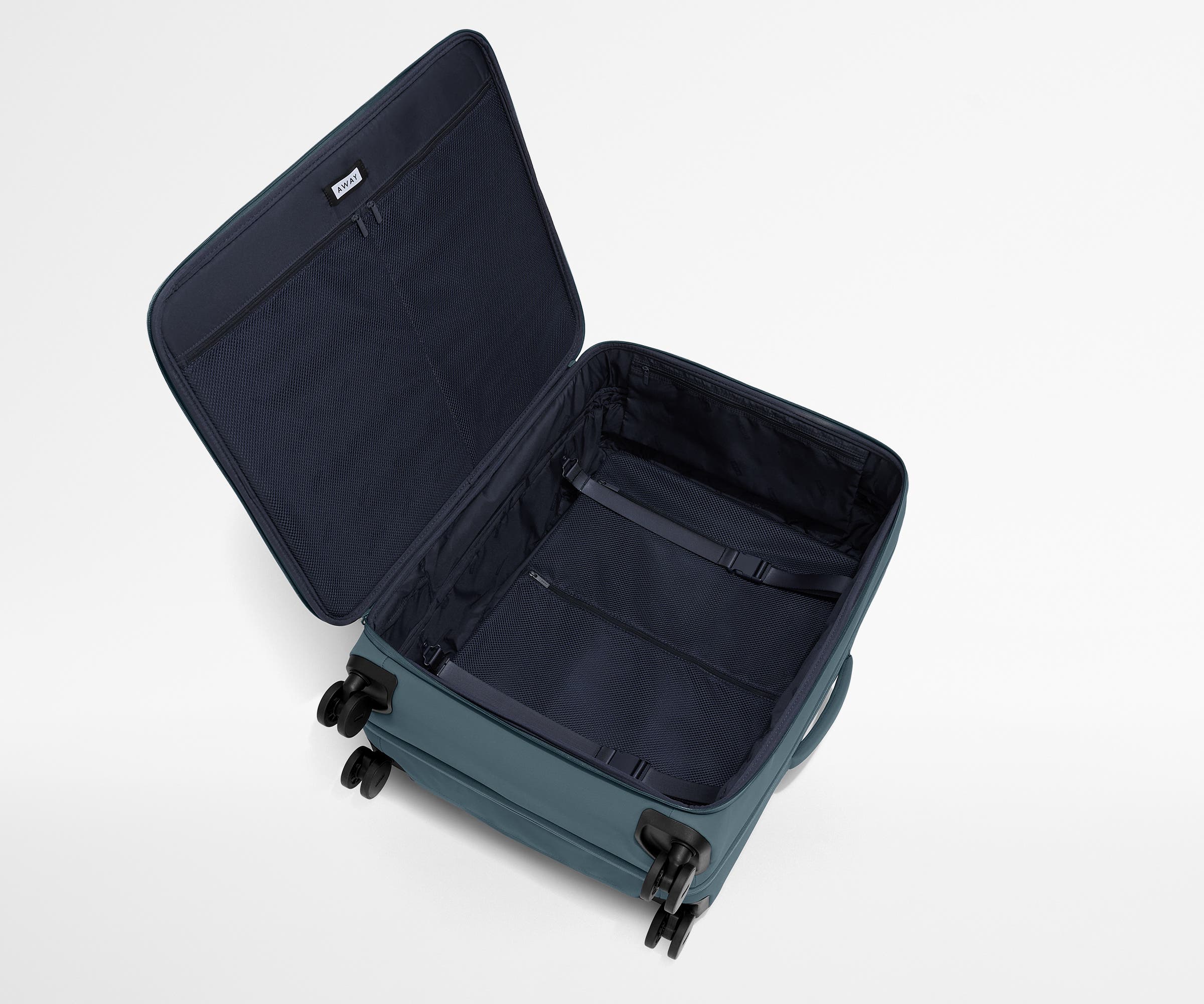 away-softside-large-suitcase-in-coast-blue image 8