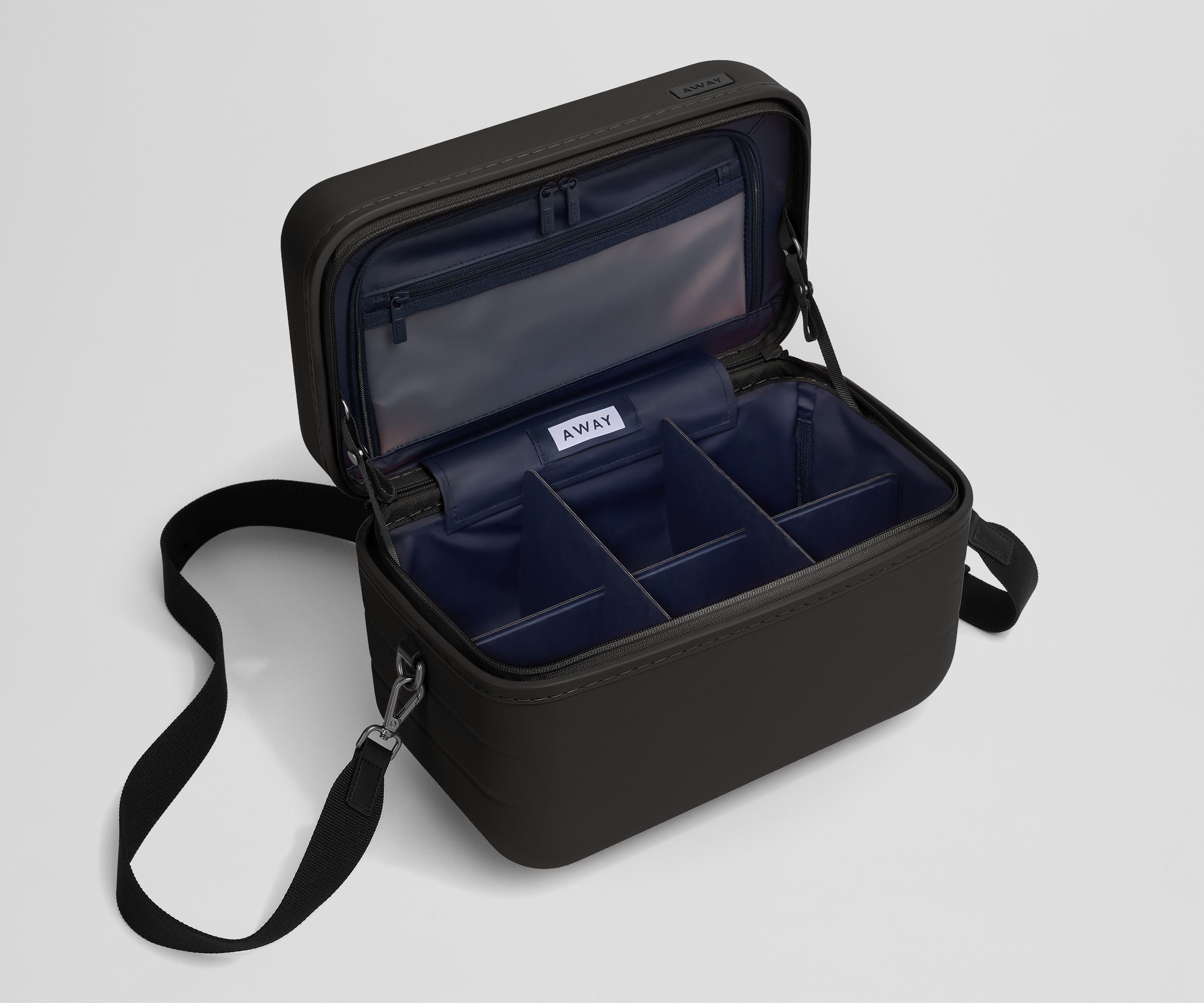 away-the-train-case-in-jet-black image 3