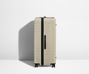 away-the-trunk-in-salt-white-gloss-premium-checked-luggage image 3