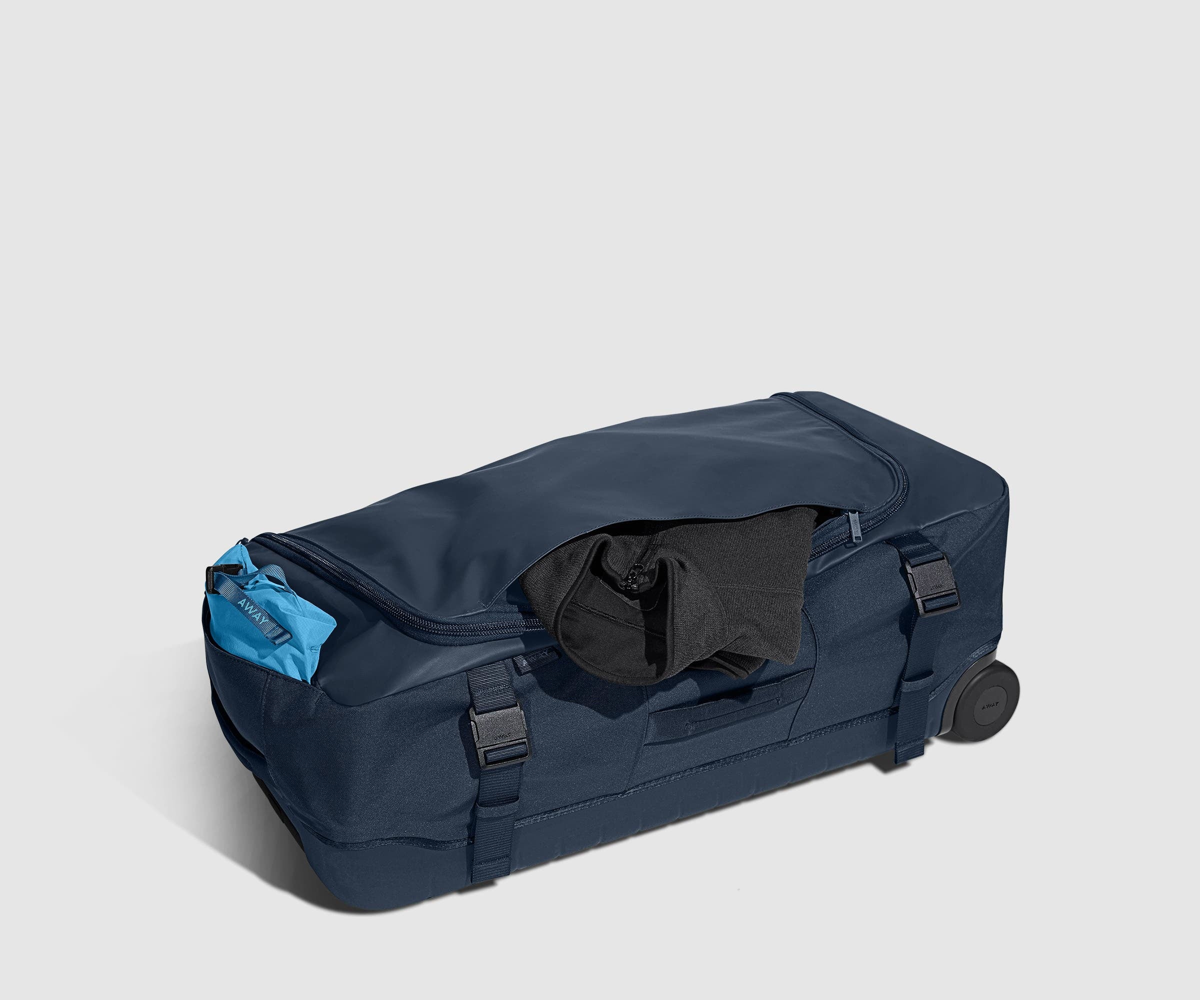 away-active-rolling-duffle-85l-in-navy-blue image 8