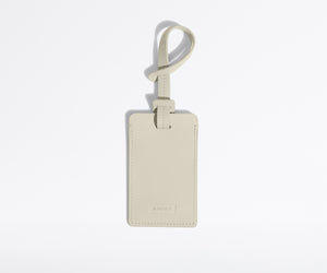 away-the-luggage-tag-in-honeymoon-limited-edition-wedding-collection image 8