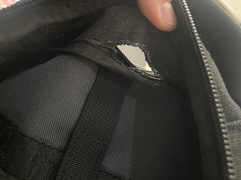 Holds everything