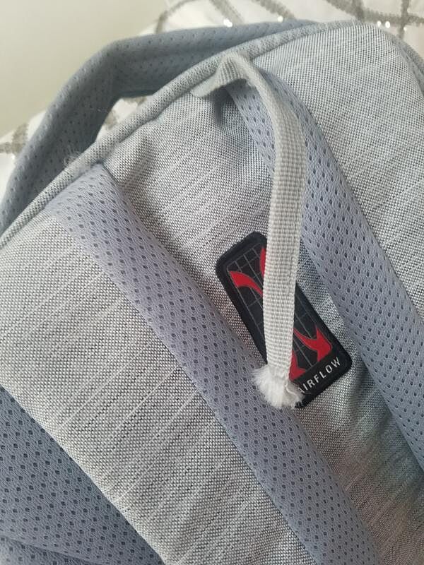 Good backpack, but zippers are stiff