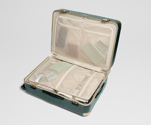away-the-aluminum-edge-large-in-ivy-green-hybrid-aluminum-hard-shell-luggage-for image 6