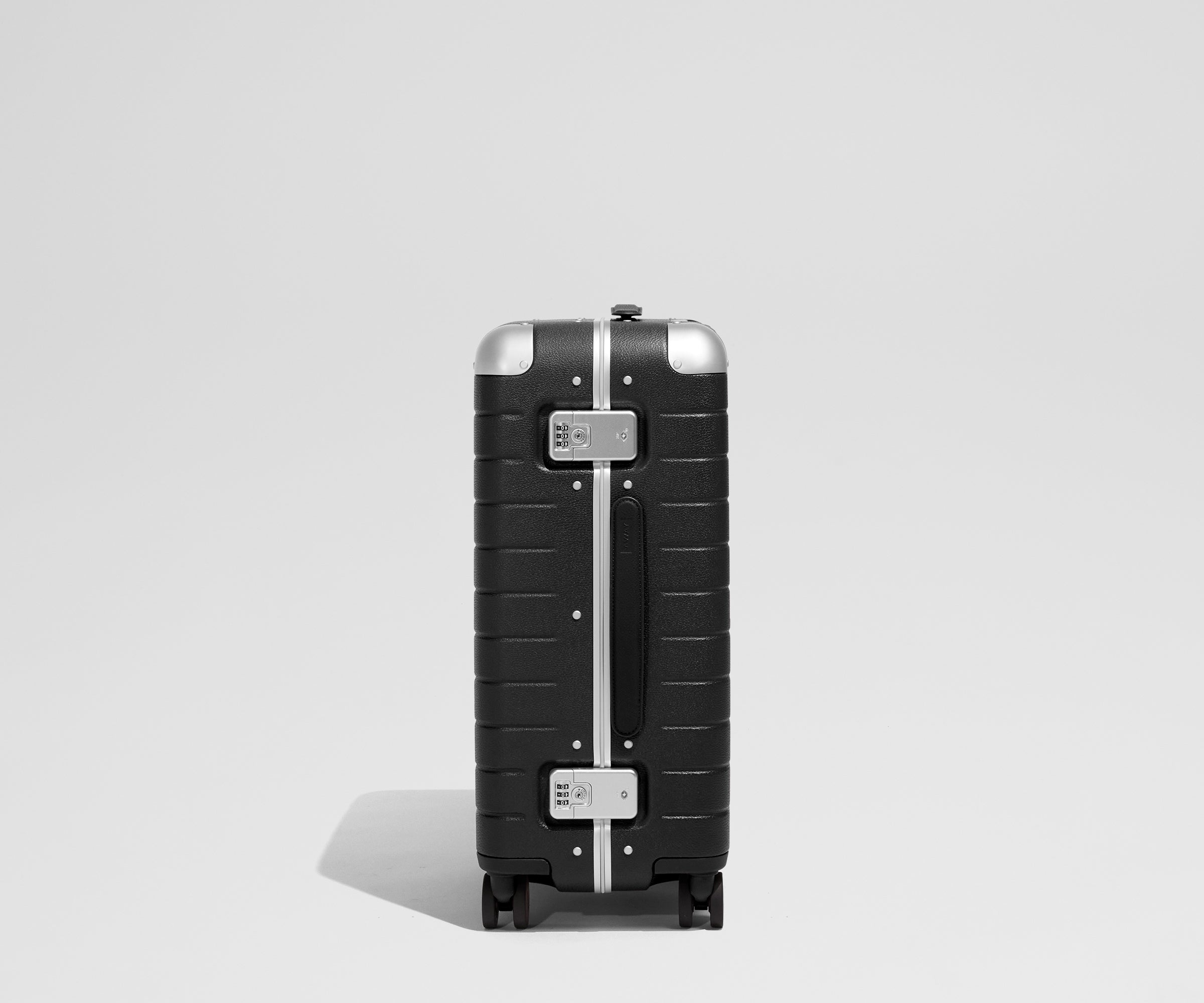 away-the-aluminum-edge-bigger-carry-on-in-jet-black image 4