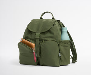 away-featherlight-cargo-backpack-olive-green image 5