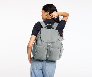 away-featherlight-cargo-backpack-nordic-gray image 6