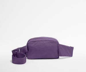 away-featherlight-sling-bag-in-misty-purple image 7