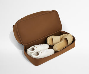 away-featherlight-weekender-in-amaro-brown image 4