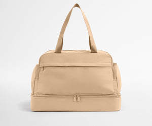 away-featherlight-weekender-in-amaro-brown image 2