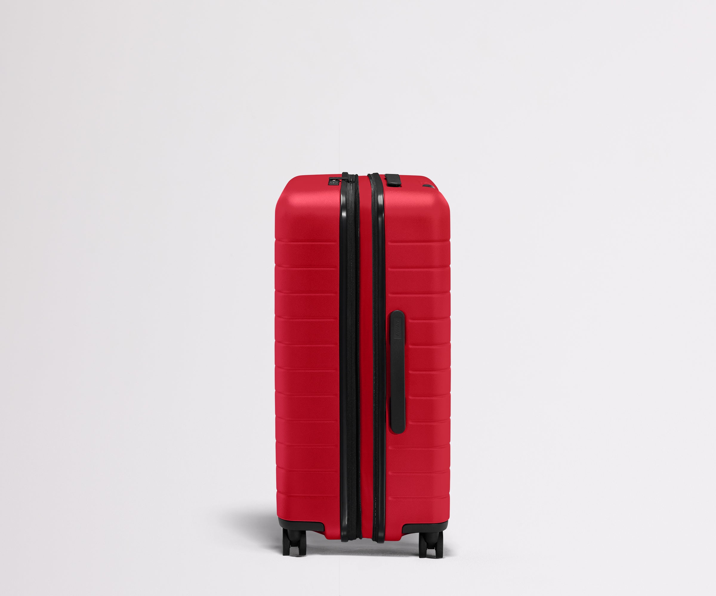 away-the-medium-flex-in-cherry-red-expandable-hardside-checked-suitcase image 4