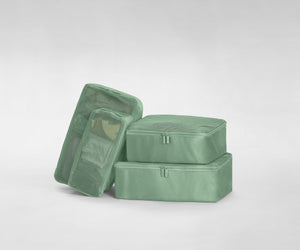 away-insider-packing-cubes-set-of-4-in-cloud-gray image 6