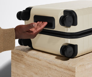 away-the-carry-on-salt-white-gloss image 2