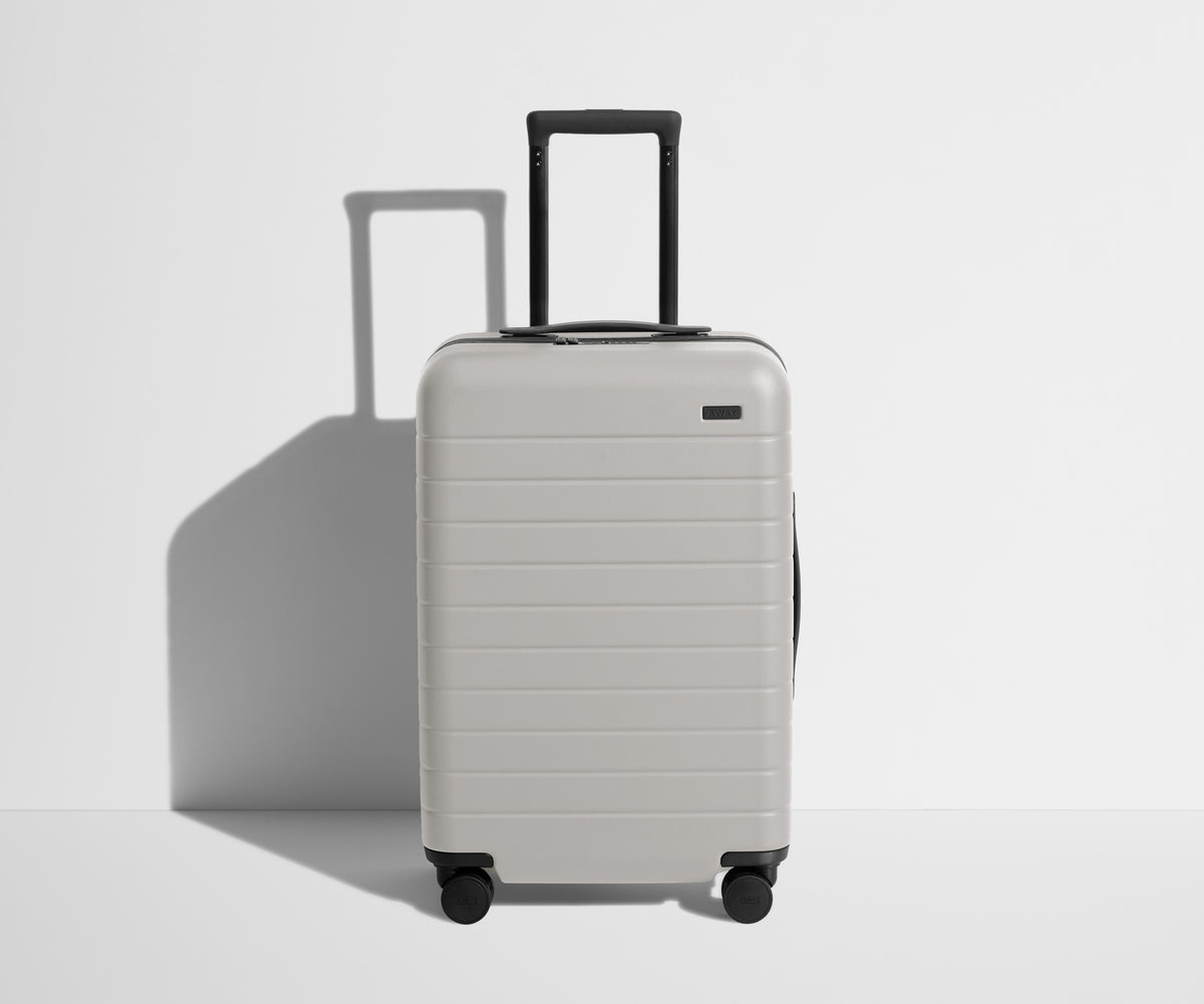 away-the-bigger-carry-on-cloud-gray image 1
