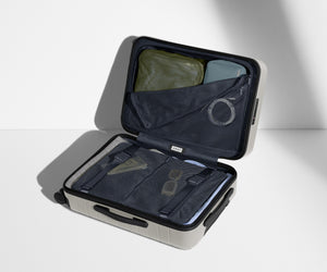 away-the-bigger-carry-on-cloud-gray image 5