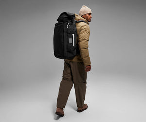 away-carry-on-boot-bag-55l-in-jet-black-ski-snowboard-gear image 3