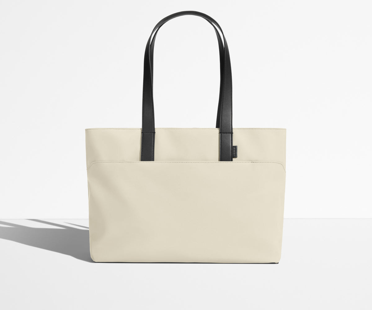 away-the-everywhere-tote-in-salt-white-lightweight-water-resistant-travel-tote image 1