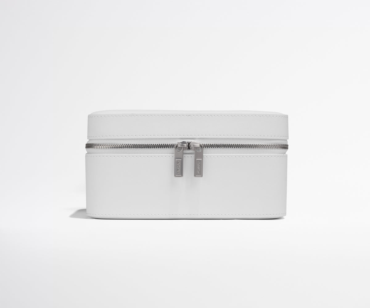 away-keepsake-jewelry-case-in-pearl-white-travel-jewelry-organizer image 1